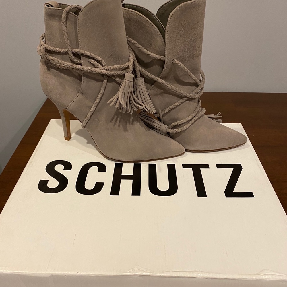 Booties - Picture 4 of 4